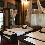 1Bd Guest House In Family Compound1, 15 Minute Walk To Yoga Barn