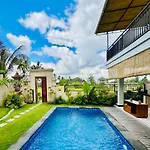 Akatara Ubud Villa