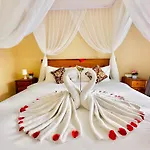 Akatara Ubud Villa