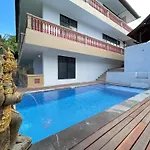 Rai Wood Carver And Homestay