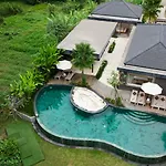 Villa Tavisha By Balisuperhost