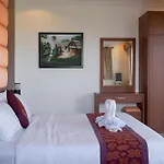 Adipana Bungalow-Balinese Room