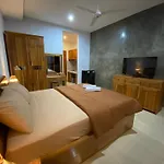 Ningmas Residence 203
