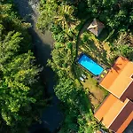 Villa Lepak By The River In Ubud