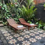 One Bedroom Private Pool And Kitchen