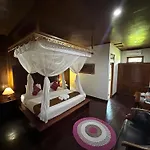 Saren Indah Hotel