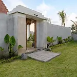 Pucuk Ubud Villa