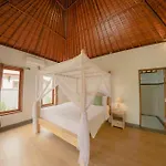 Villa Purana