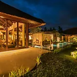 Villa Arara By Balisuperhost