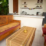 Modern Ubud Villa Parq Nearby