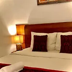 Intan Guest House