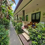Green View Twin Bed Exotic Room