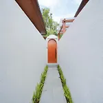 Romansa Villa