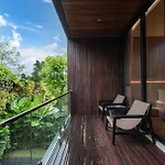 Seven Stone Villas