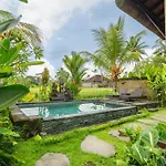 Villa Kayu By Mardika