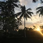 Anomcottages