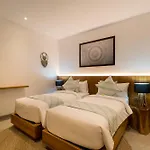 Villa Pyla By Balisuperhost