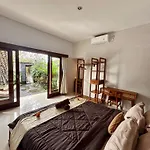 Kanda Villa