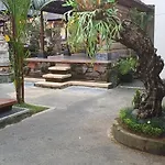 Nugraha Guesthouse 1
