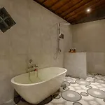 Carik Mesari Villa 2