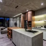 Work, Stay And Unwind! Jungle Vista Apartments Ubud By Bcg