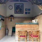 Balimas Guest House