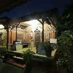 Loris Homestay