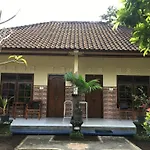 Eka\'S Homestay