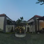 Dana Jaya Villa