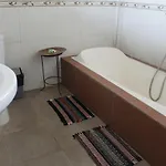 Bombom House