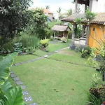 Bombom House