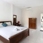 Oka Kartini Bungalows