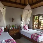 Gusti\'S Garden 2 Guest House