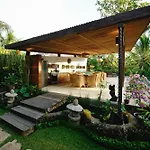 Mana Boutique