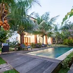 Flamboyant Villa Ubud