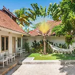 B Saya Villas