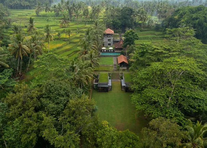 Teras Divya Tropical Retreat
