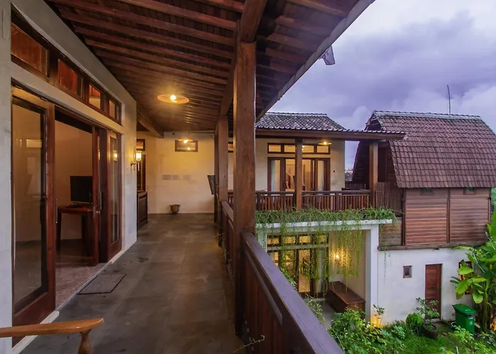 Graha Petulu Ubud By Pramana Villas