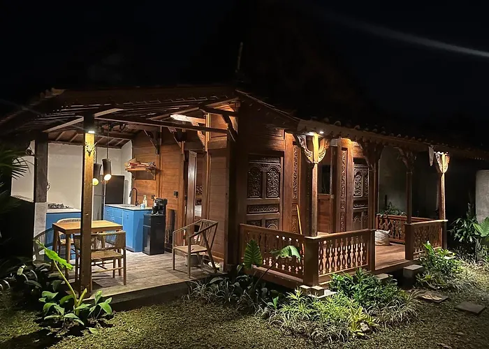 Kaiwatu House
