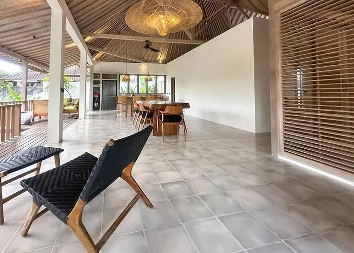 Natural And Peaceful Villa Sentosa