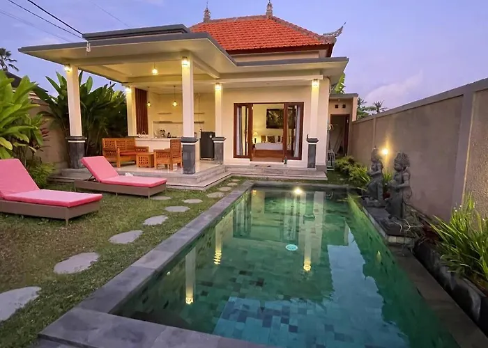 Modern Ubud Villa Parq Nearby