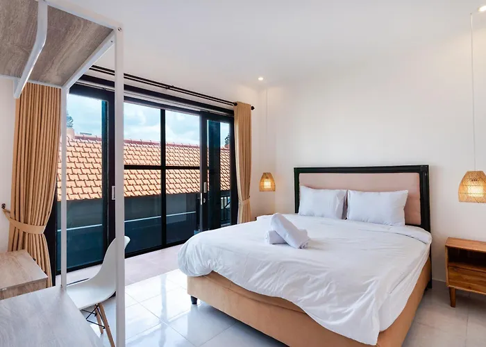 Room With Kitchen Parafrutts Ubud