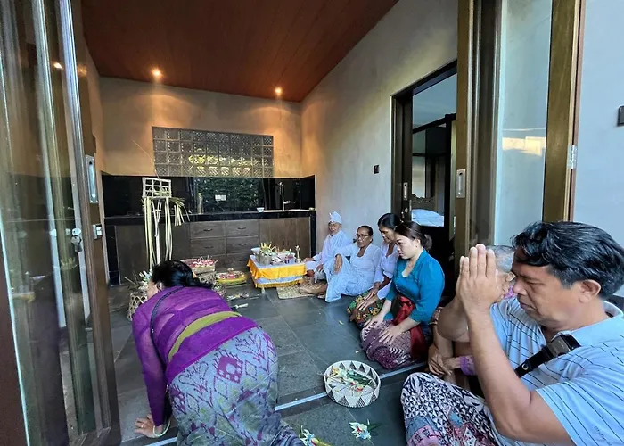 Badra House