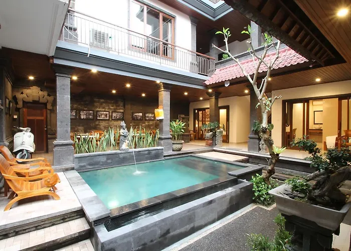 Yuni\'S House