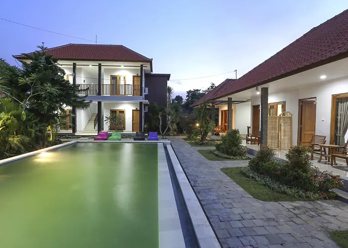 Green Papaya House