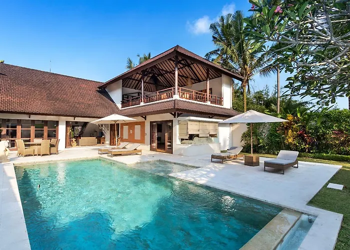 Villa Candi Kecil Tujuh By Villa Finder