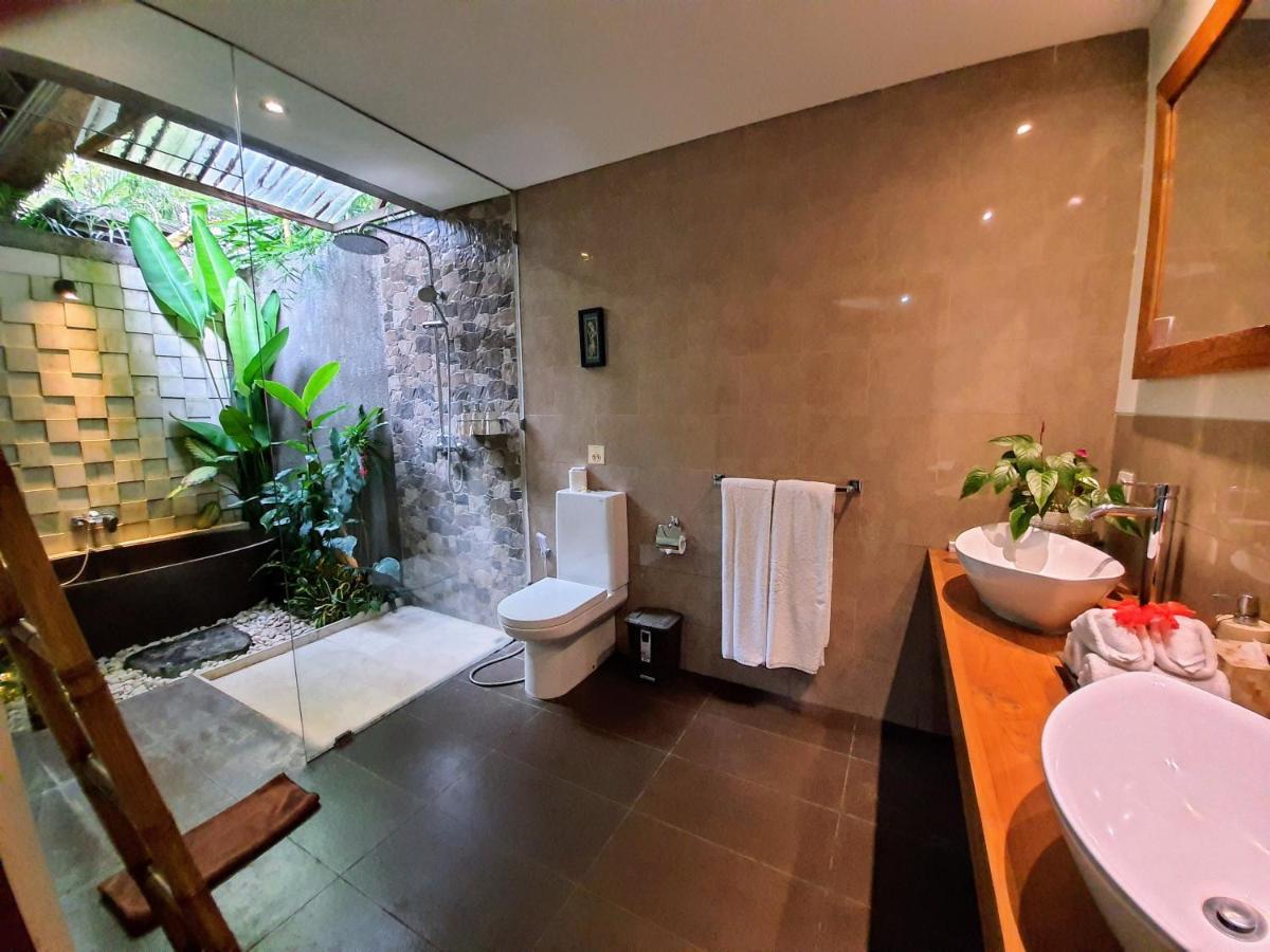 Anusara Luxury Villas *