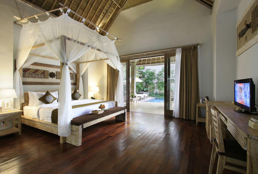 Puri Sunia 4*