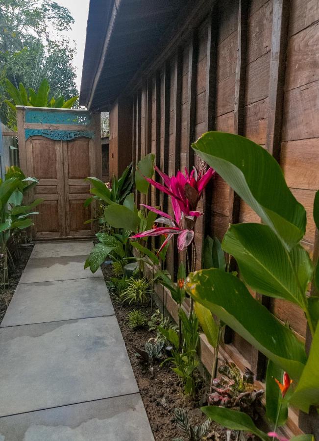 Benisari Batik Garden Lodge