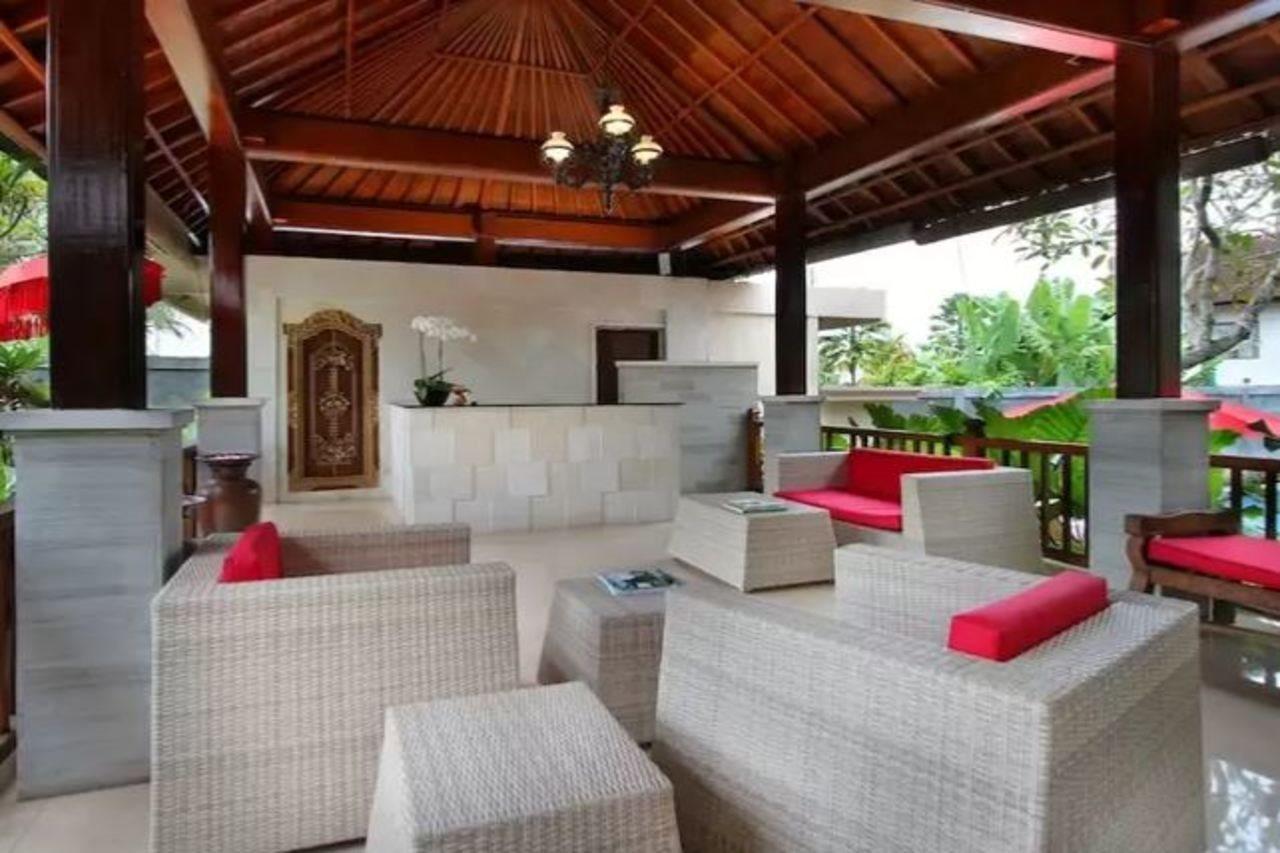 Putri Ayu Holiday park 3*